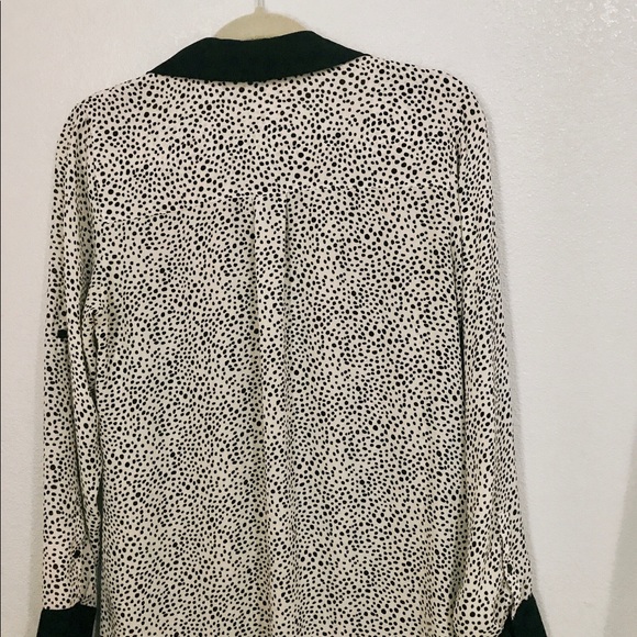 Express Blouse - Picture 2 of 4